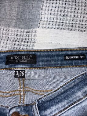 Judy Blue Light Blue Boyfriend Relaxed Jeans